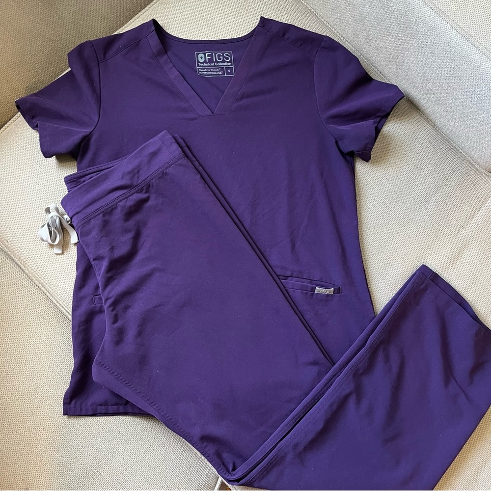 🔐SOLD🔐 Figs Purple Scrub Set Medical Uniforms